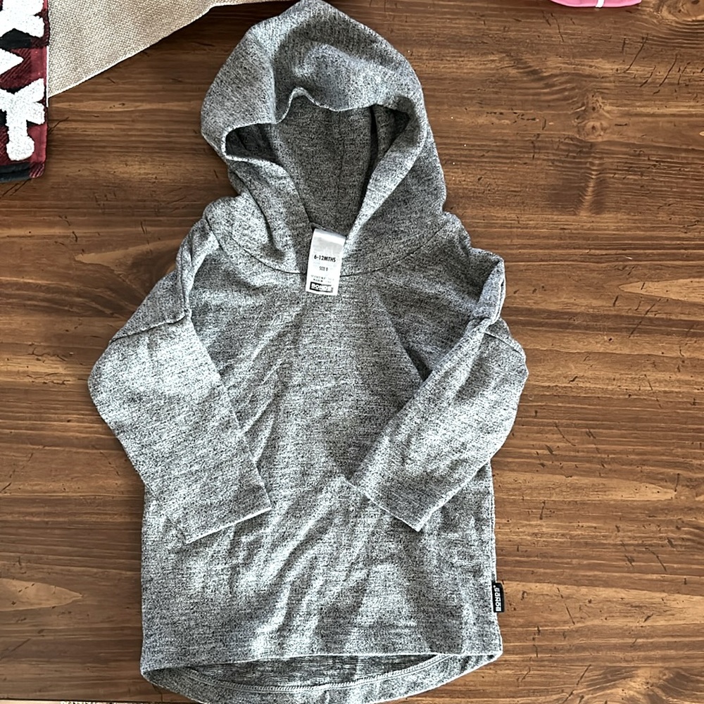 Bonds kids knit pullover 6-12 months loose fit
